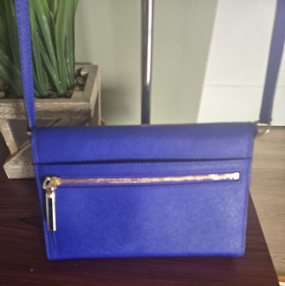 Kate Spade Crossbody ♠️ wallet - Picture 3 of 11